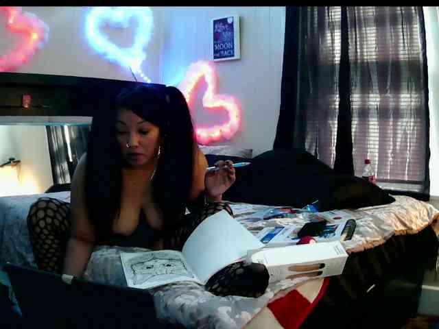 BankrollNBarbies444 webcam