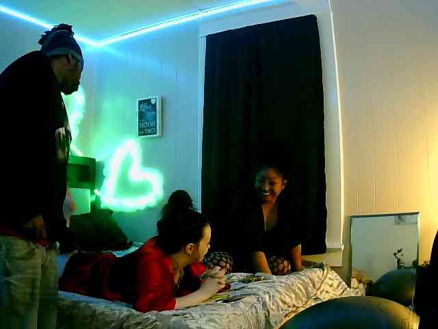 BankrollNBarbies444 webcam