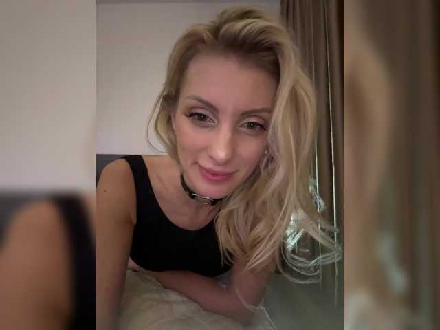 KarinaSimka's BongaCams show and profile