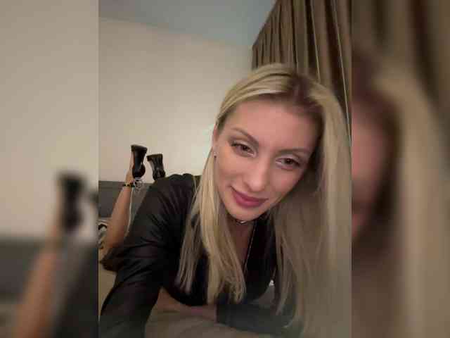 KarinaSimka webcam