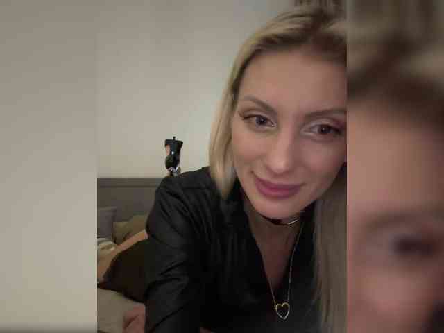 KarinaSimka webcam