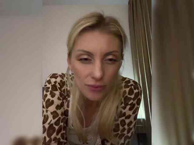 KarinaSimka webcam