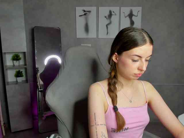 Kelly-Salazar webcam