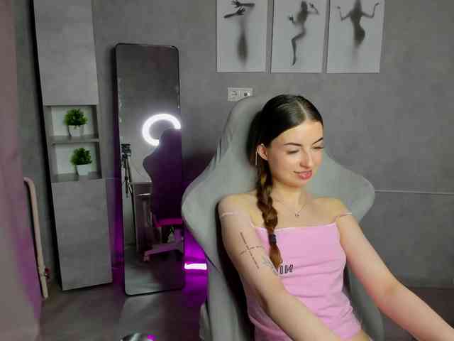 Kelly-Salazar webcam