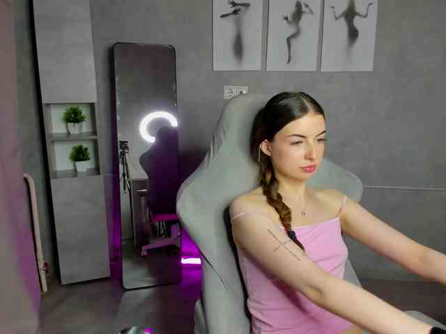 Kelly-Salazar webcam