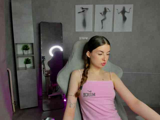 Kelly-Salazar webcam