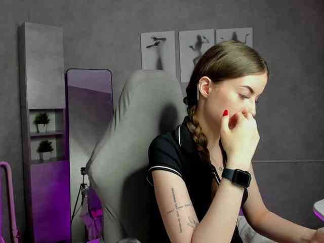 Kelly-Salazar webcam