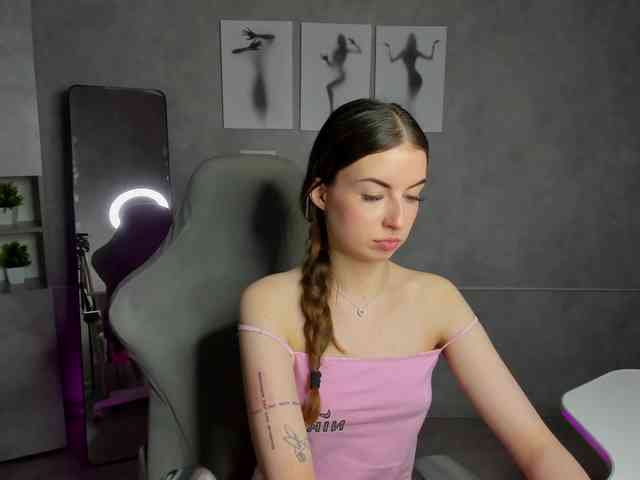 Kelly-Salazar webcam