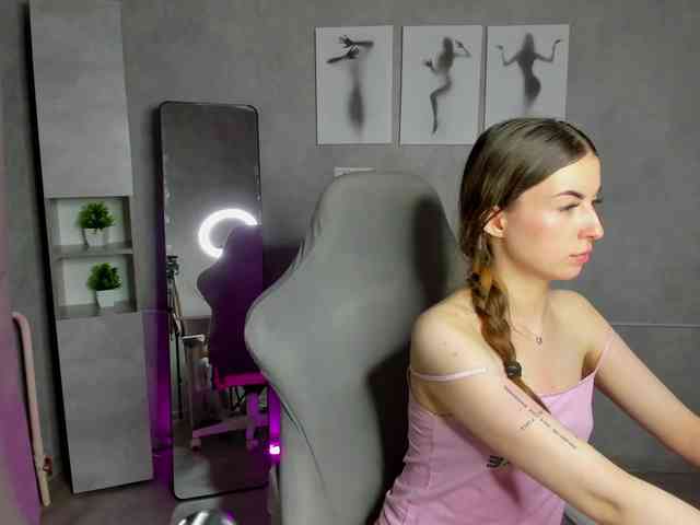 Kelly-Salazar webcam