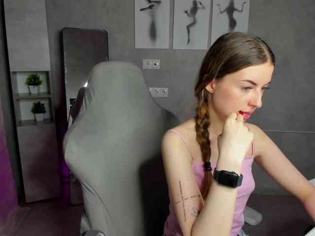 Kelly-Salazar webcam