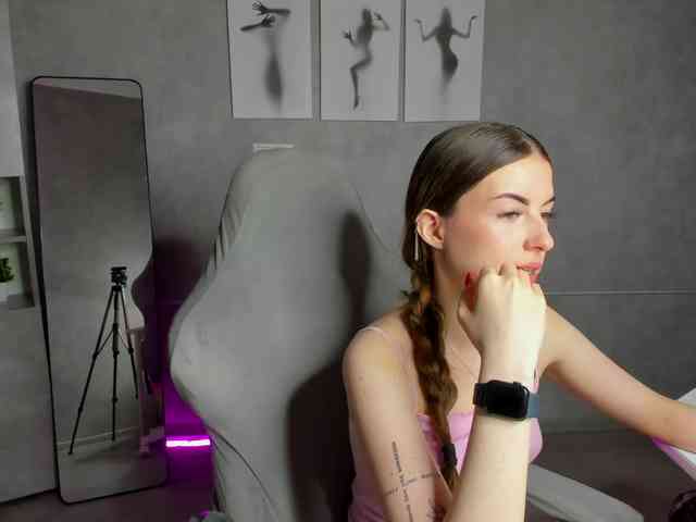 Kelly-Salazar webcam