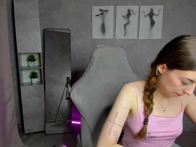 Kelly-Salazar webcam