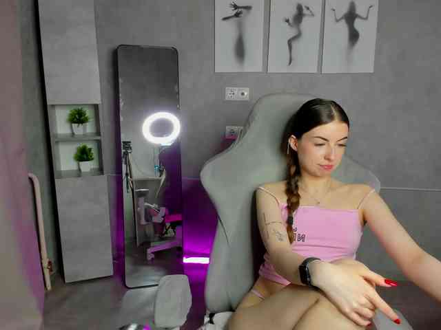 Kelly-Salazar webcam