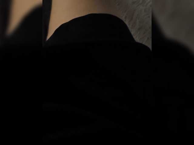 Alinaka1's BongaCams show and profile