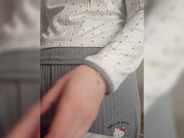 Alinaka1's BongaCams show and profile