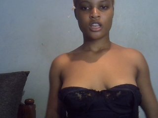 FreakyTrixie Porn Show