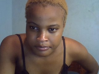 FreakyTrixie Porn Show