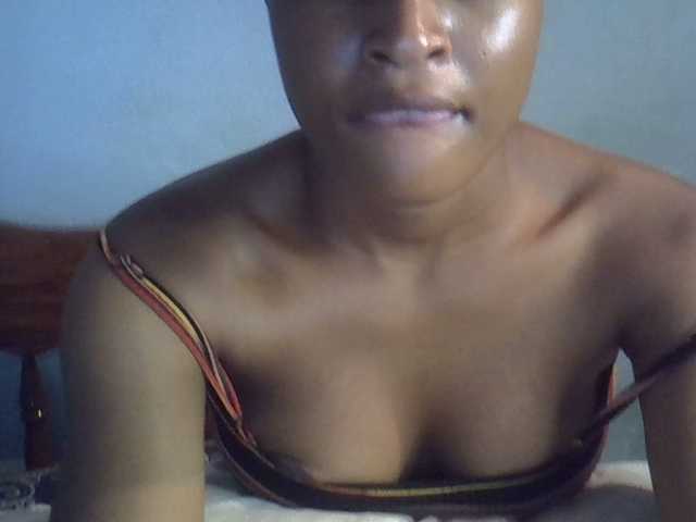 FreakyTrixie's BongaCams show and profile