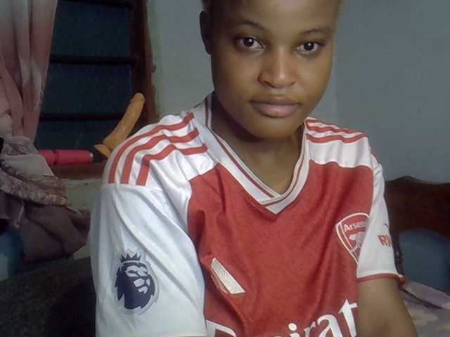 FreakyTrixie's BongaCams show and profile