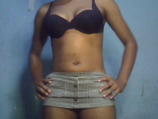 FreakyTrixie's BongaCams show and profile