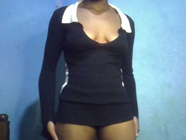 Sex chat gratuit in direct cu FreakyTrixie pe BongaCams