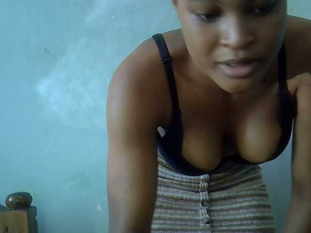 FreakyTrixie's BongaCams show and profile