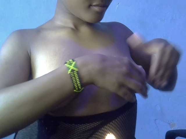 FreakyTrixie's BongaCams show and profile