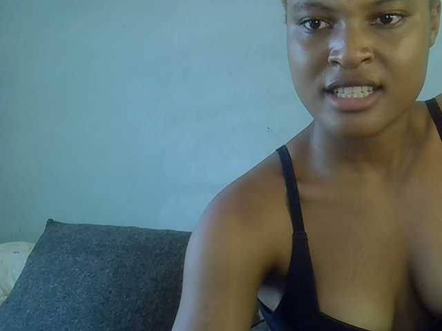 FreakyTrixie's BongaCams show and profile