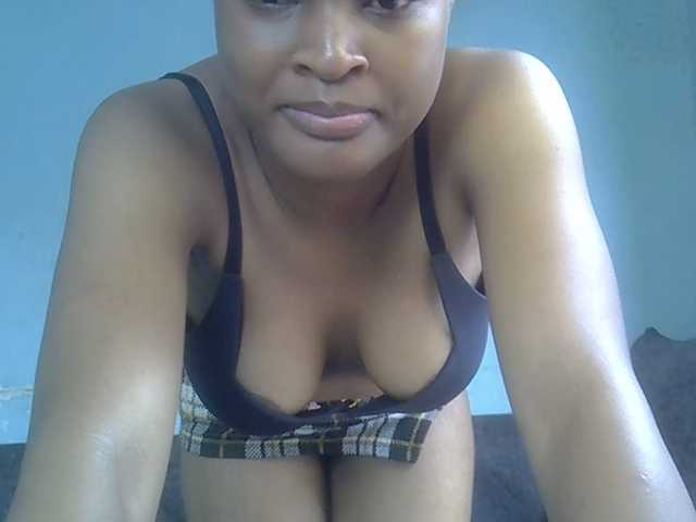 FreakyTrixie's BongaCams show and profile