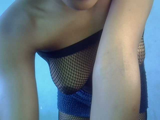 FreakyTrixie's BongaCams show and profile