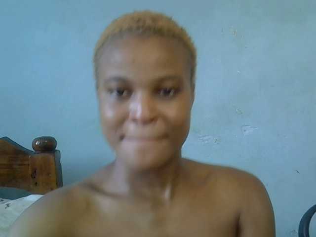 FreakyTrixie's BongaCams show and profile