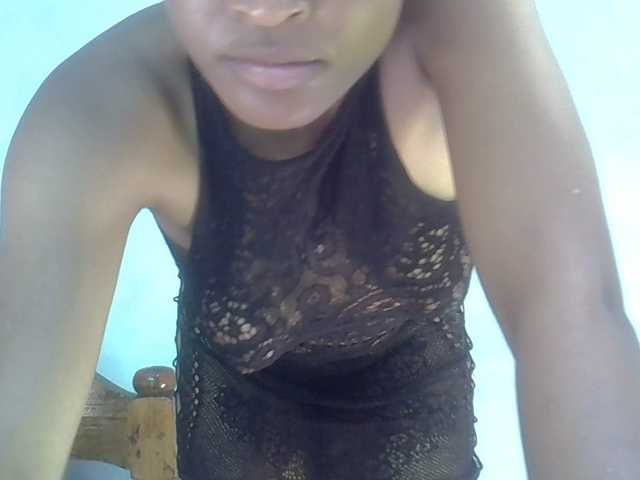 FreakyTrixie's BongaCams show and profile