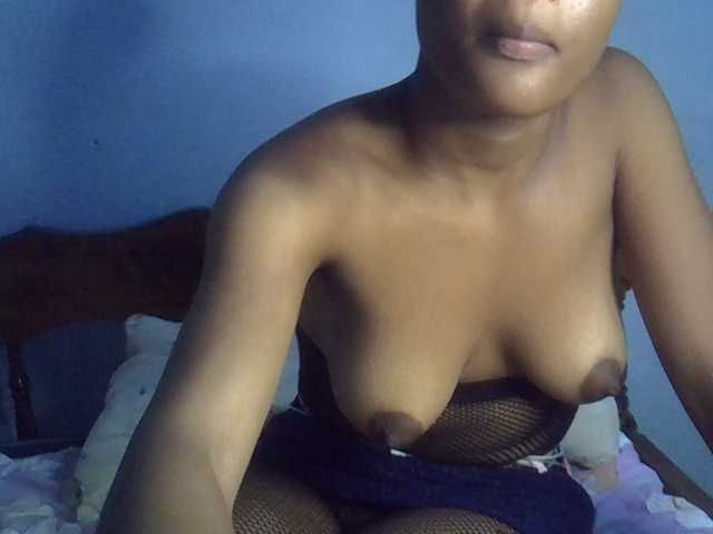 FreakyTrixie's BongaCams show and profile