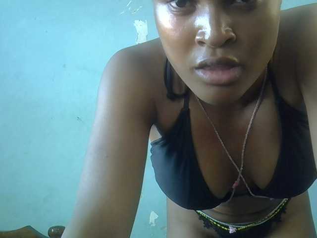 FreakyTrixie's BongaCams show and profile