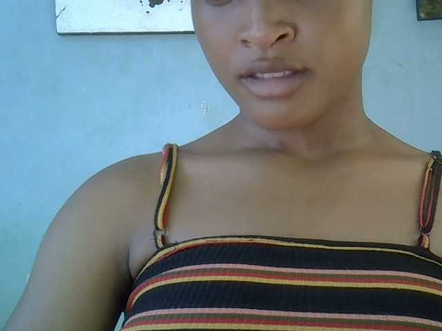 FreakyTrixie's BongaCams show and profile