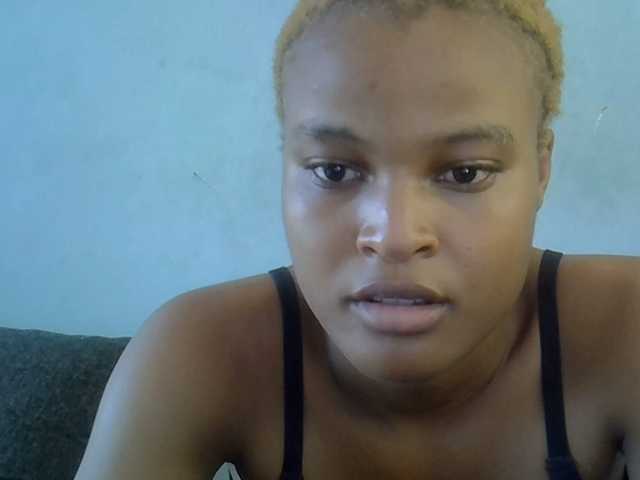 FreakyTrixie's BongaCams show and profile