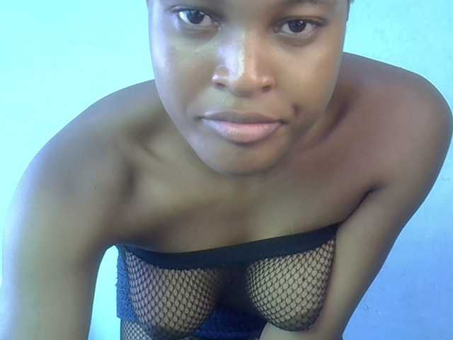 FreakyTrixie's BongaCams show and profile