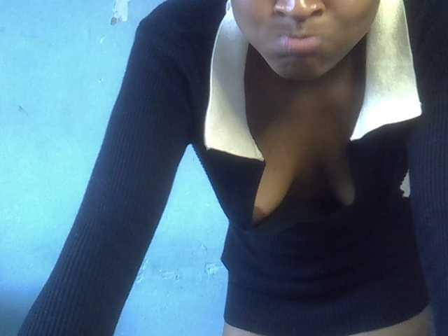 FreakyTrixie Live Cam on BongaCams