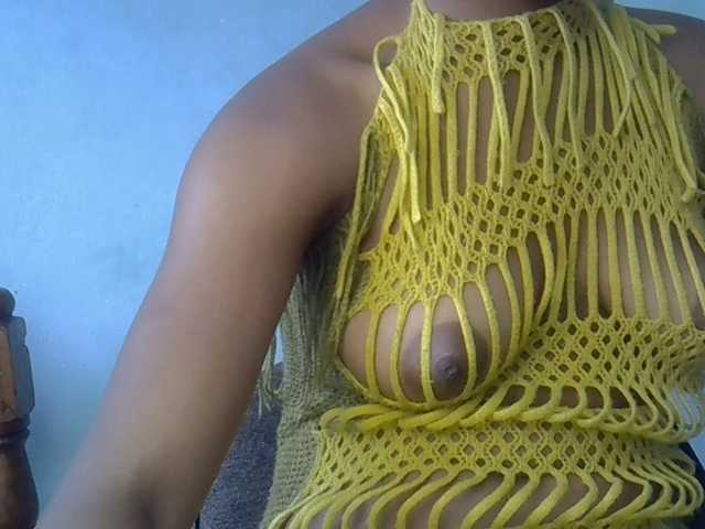 FreakyTrixie's BongaCams show and profile