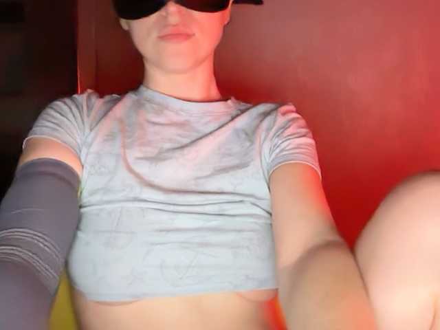 BabyNina111's BongaCams show and profile