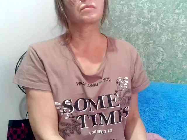 KamilaVL Live Webcam on BongaCams