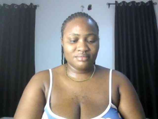 Hotchocolatee191 webcam