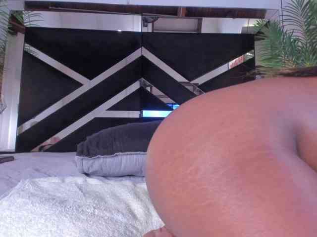 ebonyx40 Live Webcam on BongaCams