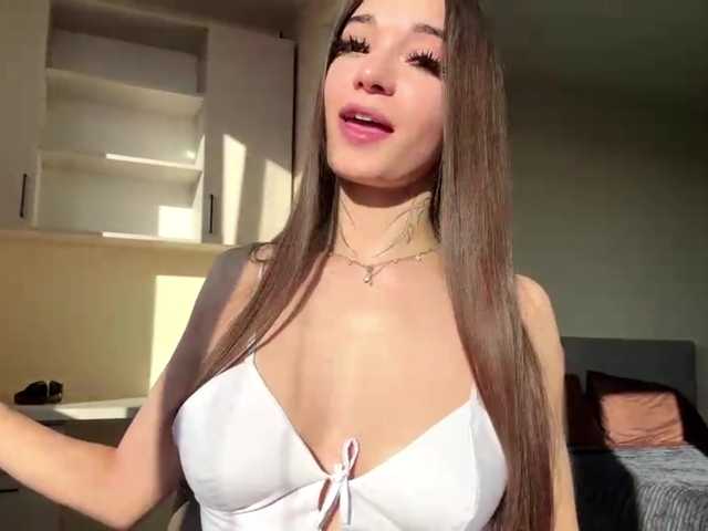 SweetLea11's BongaCams show and profile