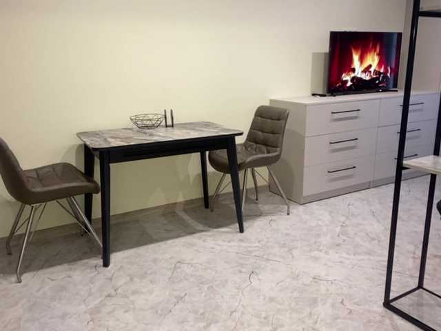 SweetLea11's BongaCams show and profile