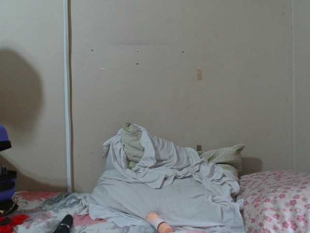 GoldenRush01's BongaCams show and profile