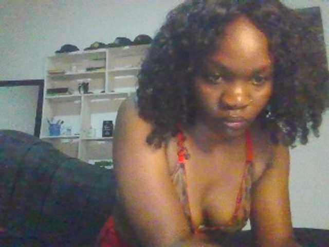 Amorr-love Live Cam on BongaCams