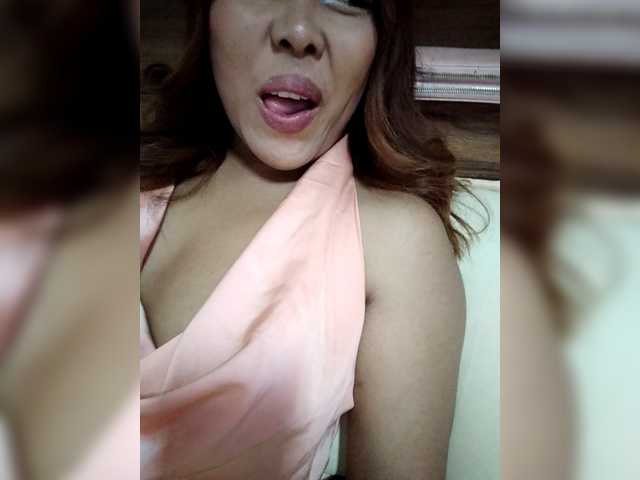 Doudou261's BongaCams show and profile