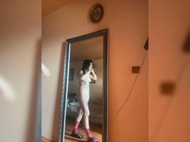 Elizabet1312 Live Cam on BongaCams