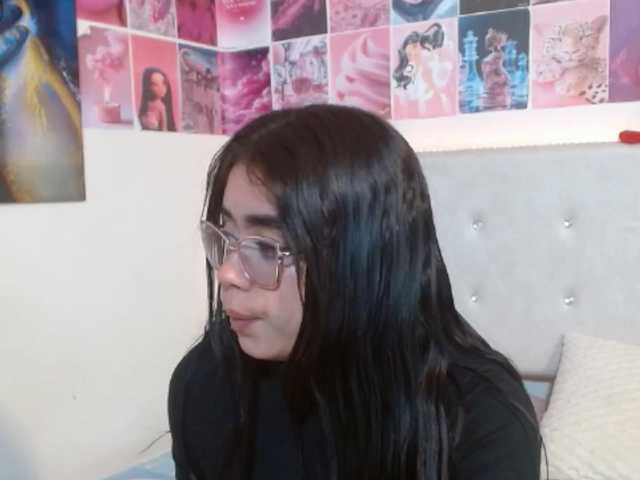 Gemma-Hot's BongaCams show and profile